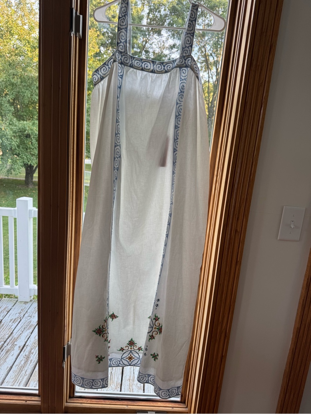 Hunter Bell White Maxi Dress with Blue Trim and embroidery size 12